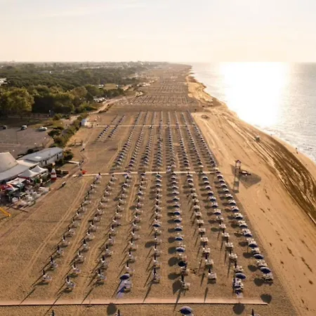 Lejlighed Very Comfortable Seafront Bibione