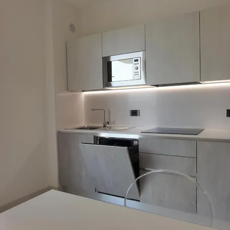 Very Comfortable Seafront