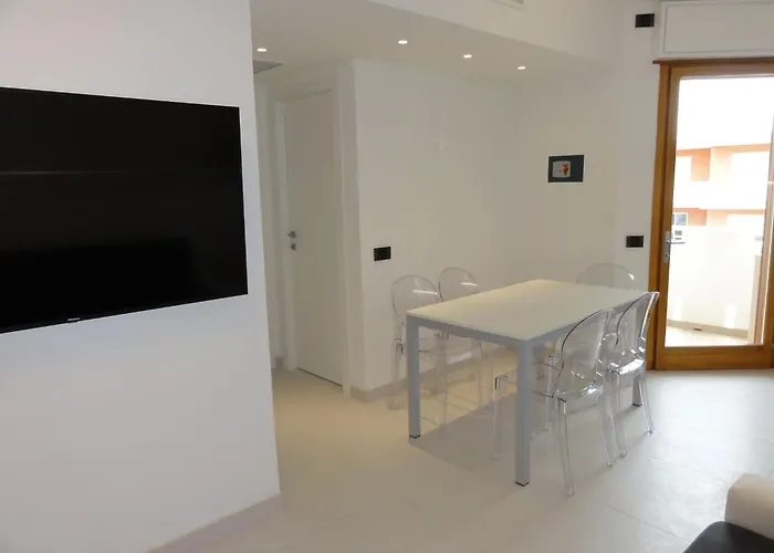 Very Comfortable Seafront * Bibione